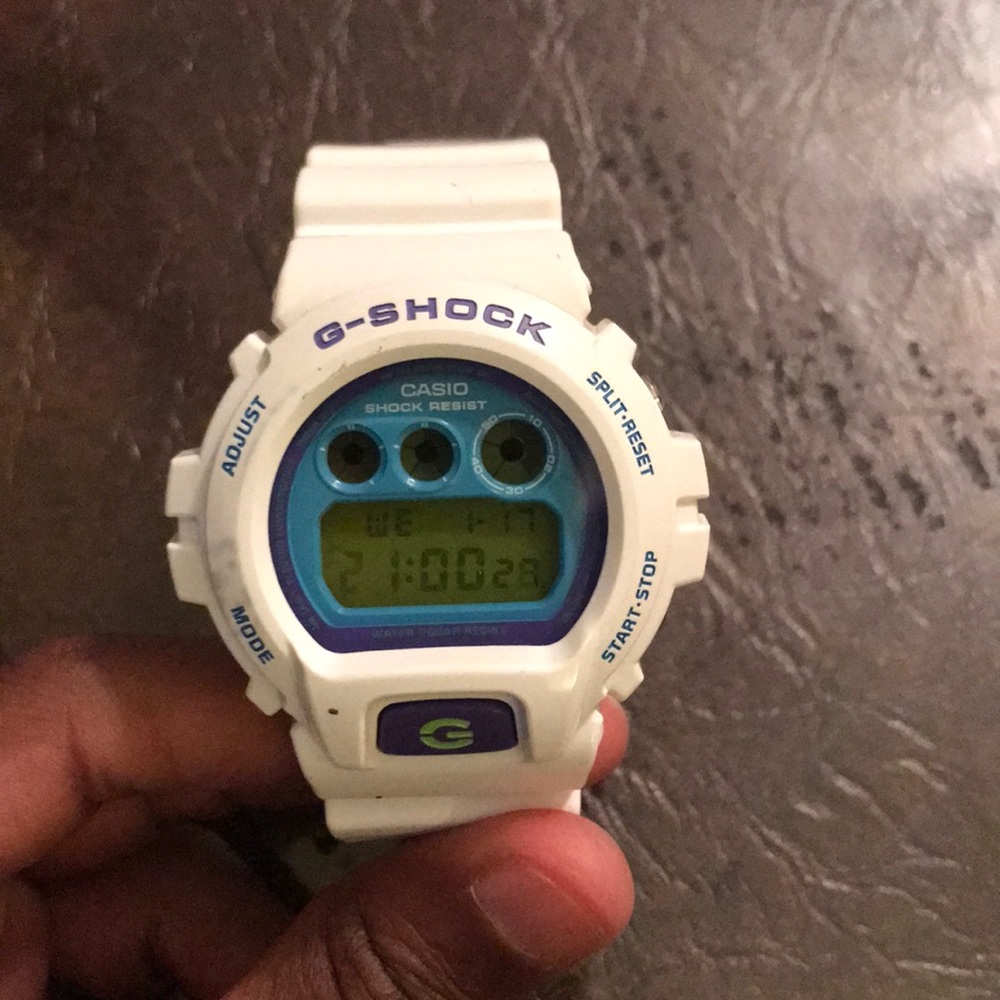 Casio G-Shock DW-6900-7CR